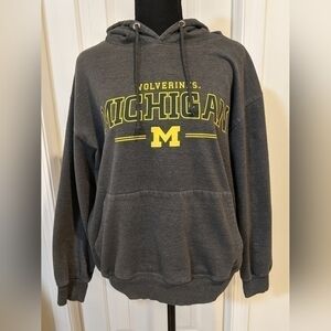 Michigan Wolverines Hoodie Women's Large